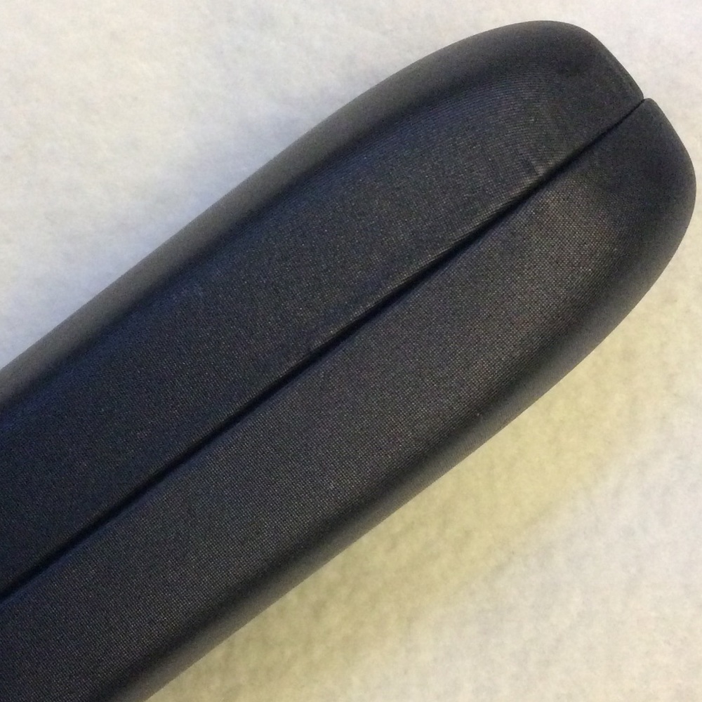 Black Ralph Lauren hard-case for sunglasses - Picture 7 of 10